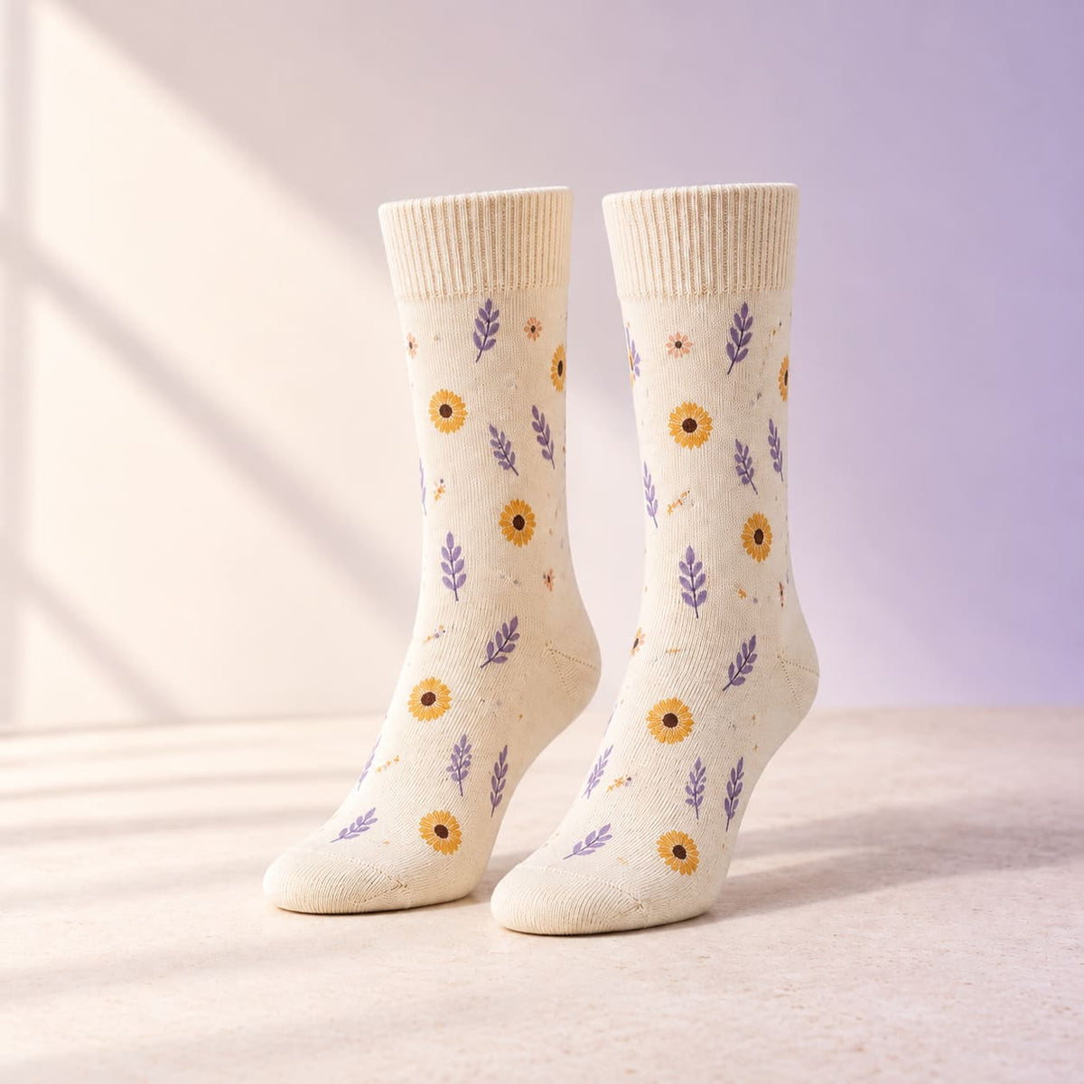 Simulation Chaussettes personnalisées — motifs historiques, angle complémentaire