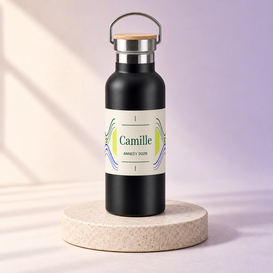Simulation Helsinki 500 ml — Noir — personnalisée Camille, fond ivoire lavande
